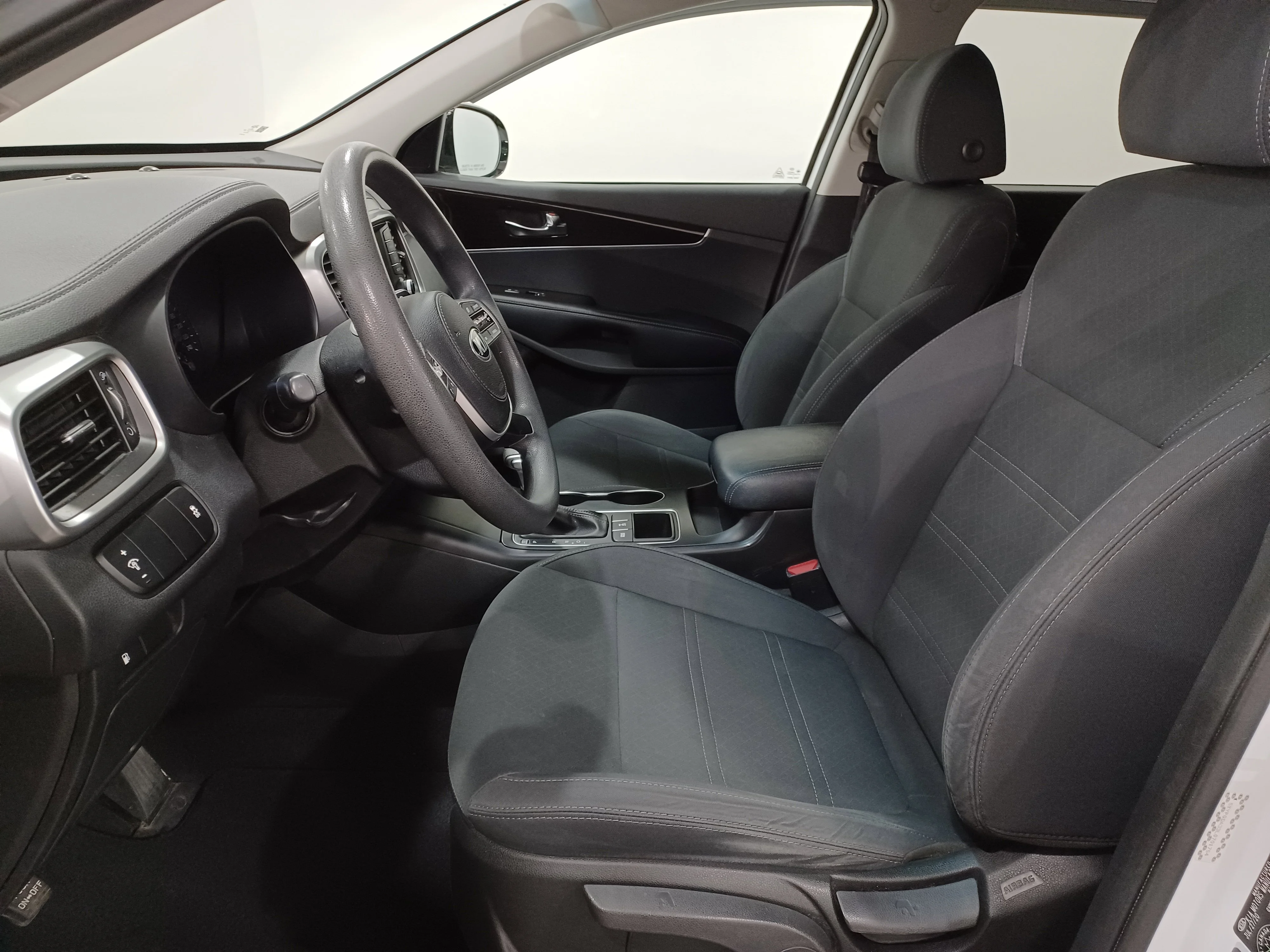 Certified Used 2020 Snow White Pearl Kia LX AWD*7 Pass | Snow White Pearl | Remote Start | Htd Seats | Park Assist | Apple CarPlay | Tow Pkg image 10