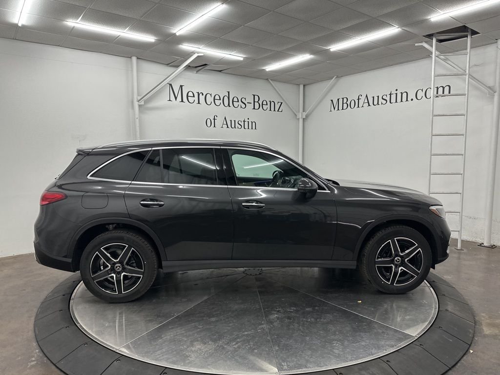 Used 2026 Gray Mercedes-Benz GLC 300 image 8