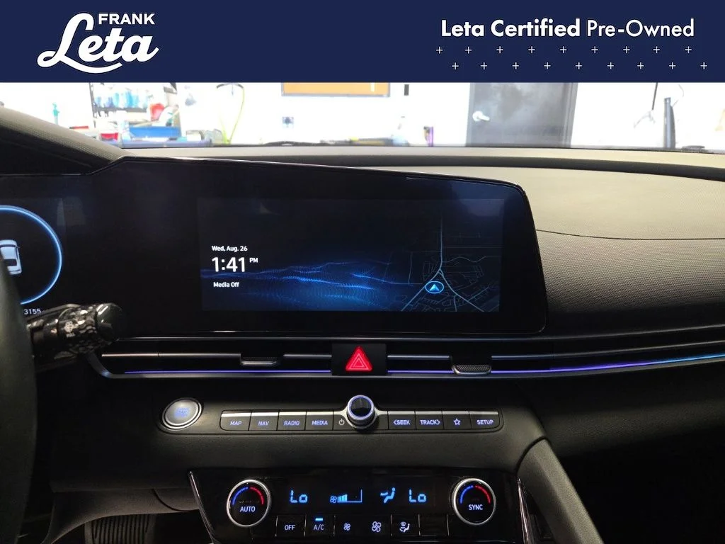 Certified Used 2025 Red Hyundai SEL Convenience image 11