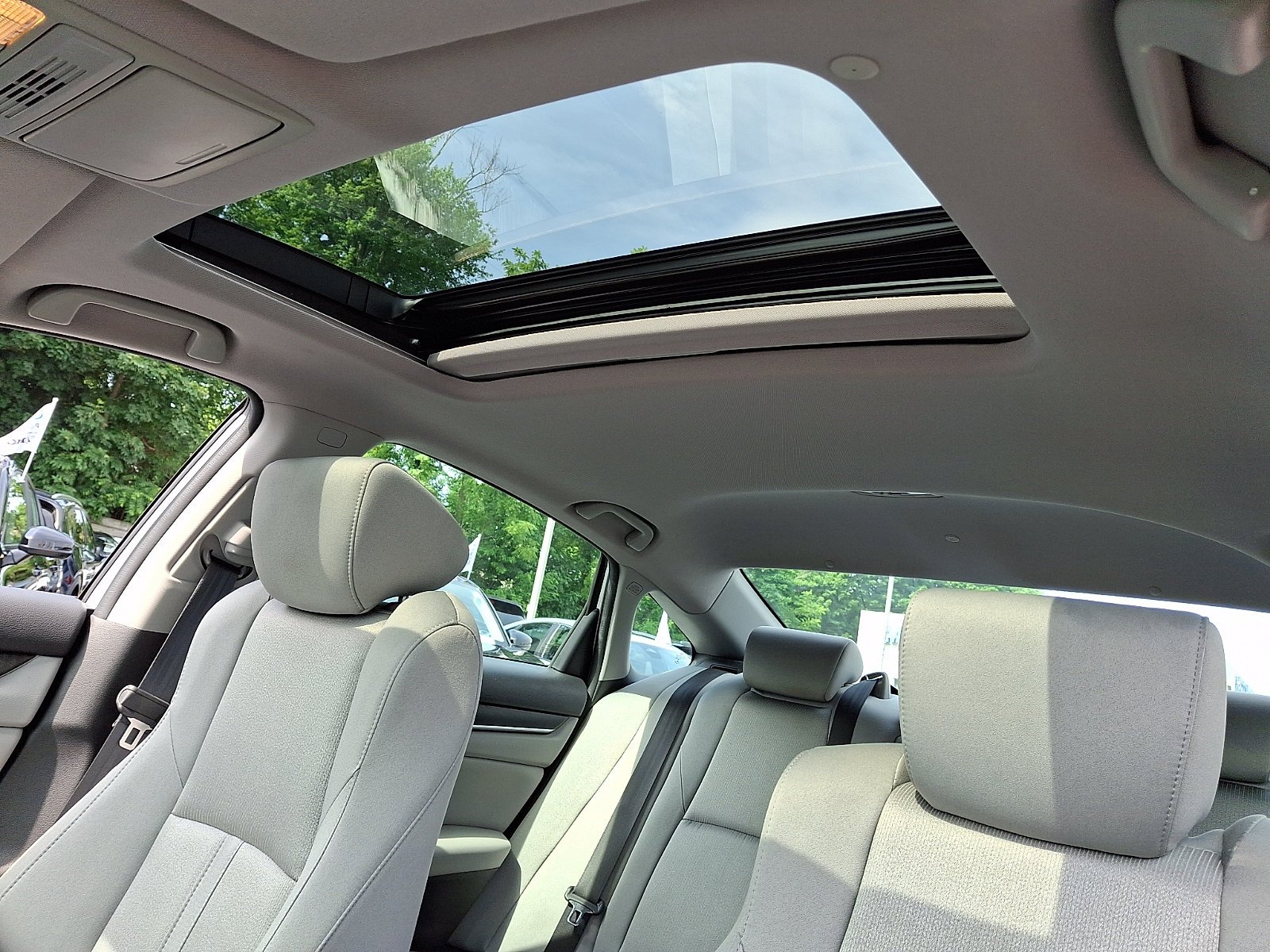 2020 Honda Accord EX - Photo 13