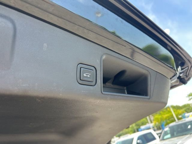 Used 2023 Ebony Twilight Metallic GMC Denali image 16