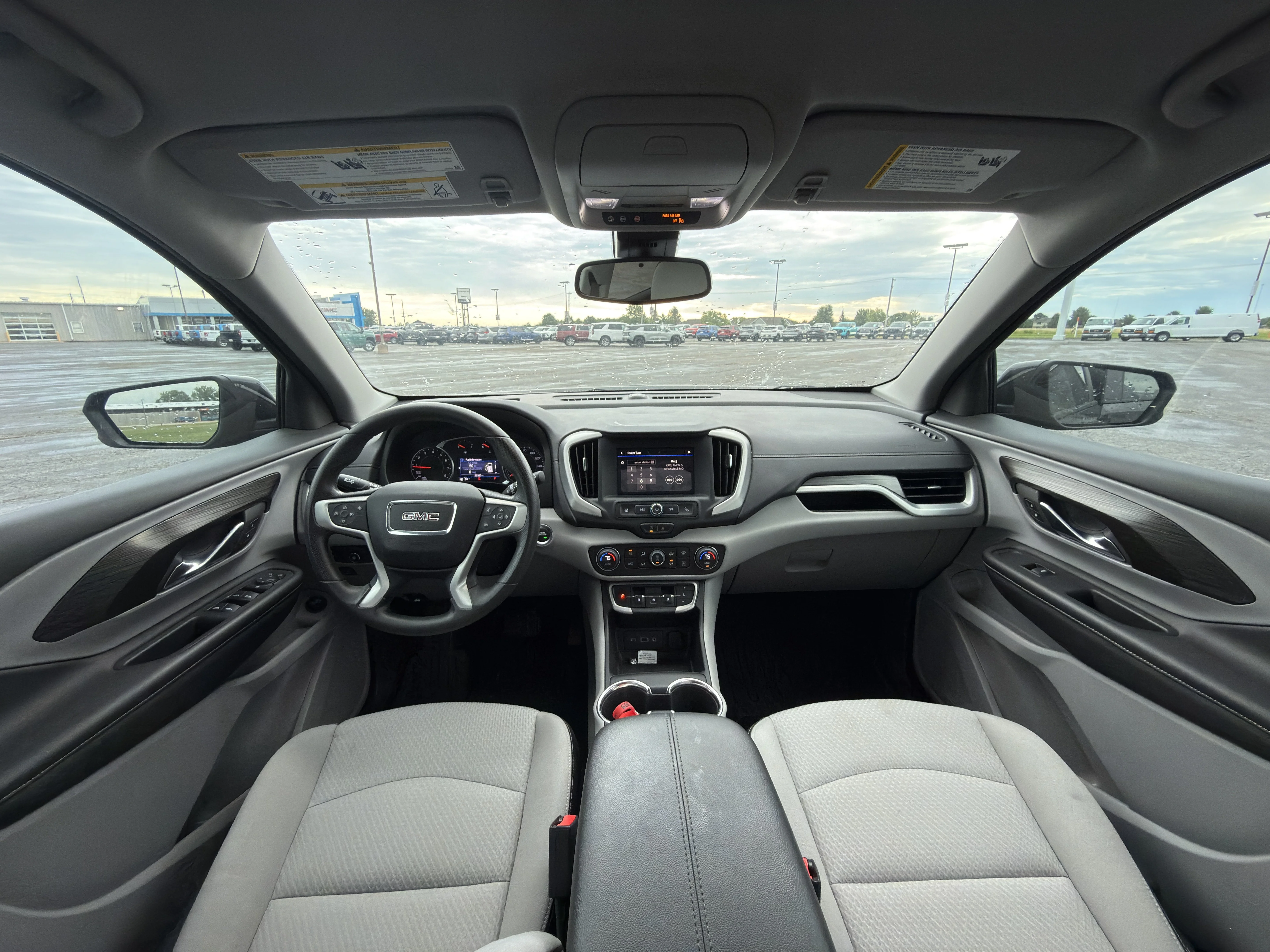 Used 2024 Ebony Twilight Metallic GMC SLE image 14