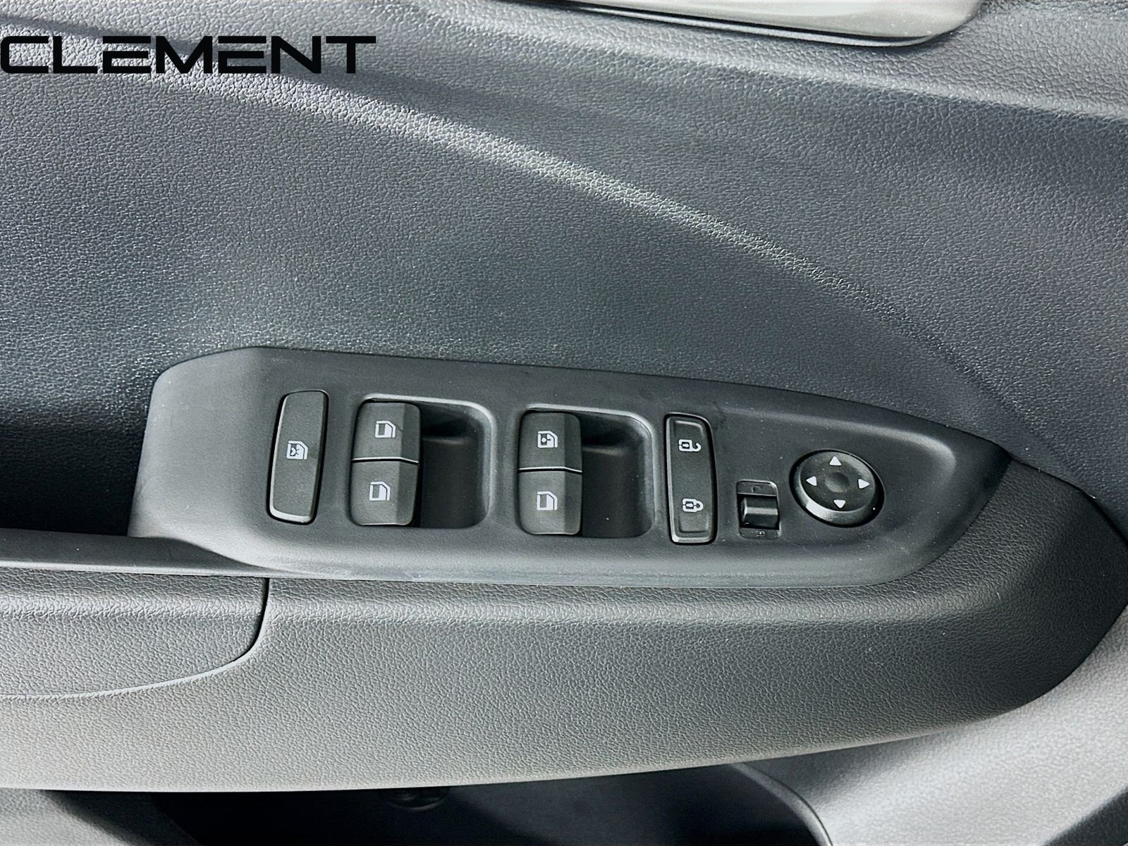 2026 Hyundai Venue SEL - Photo 25