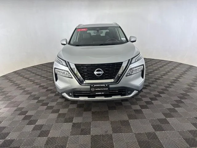 Certified Used 2022 Silver Nissan Platinum image 2