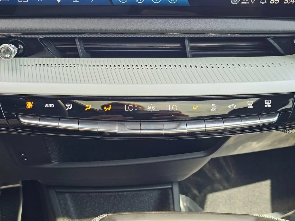 2026 Cadillac OPTIQ Sport - Photo 31