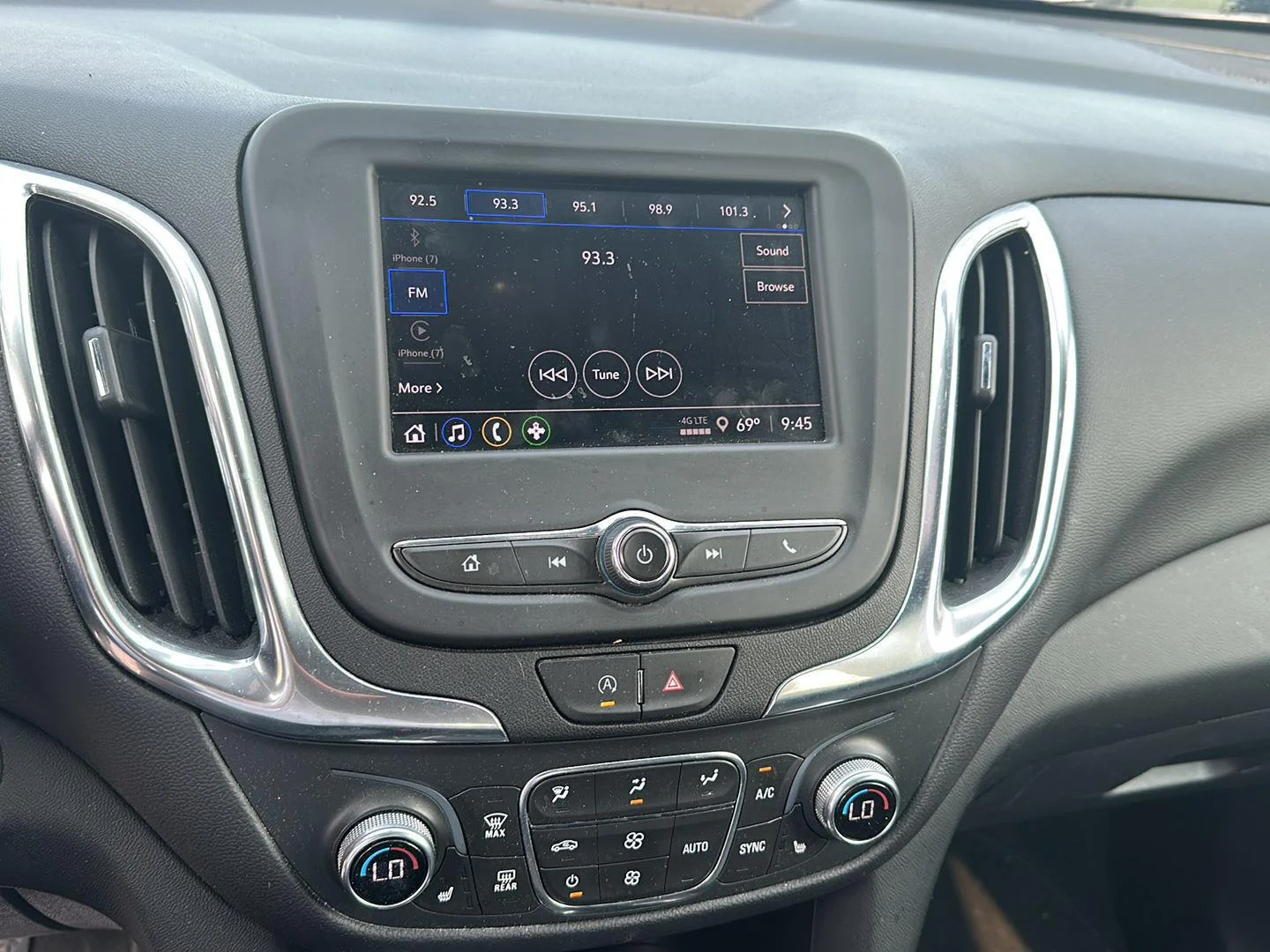 Used 2022 Mosaic Black Metallic Chevrolet LT image 8