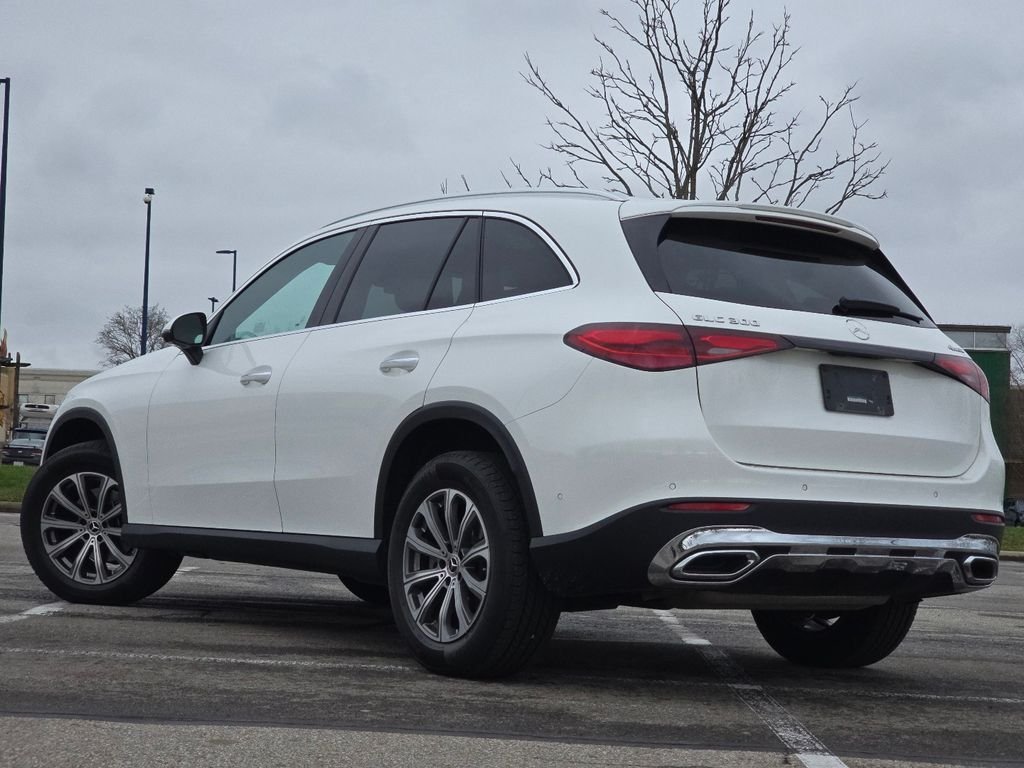 Certified Used 2026 Polar White Mercedes-Benz GLC 300 image 16