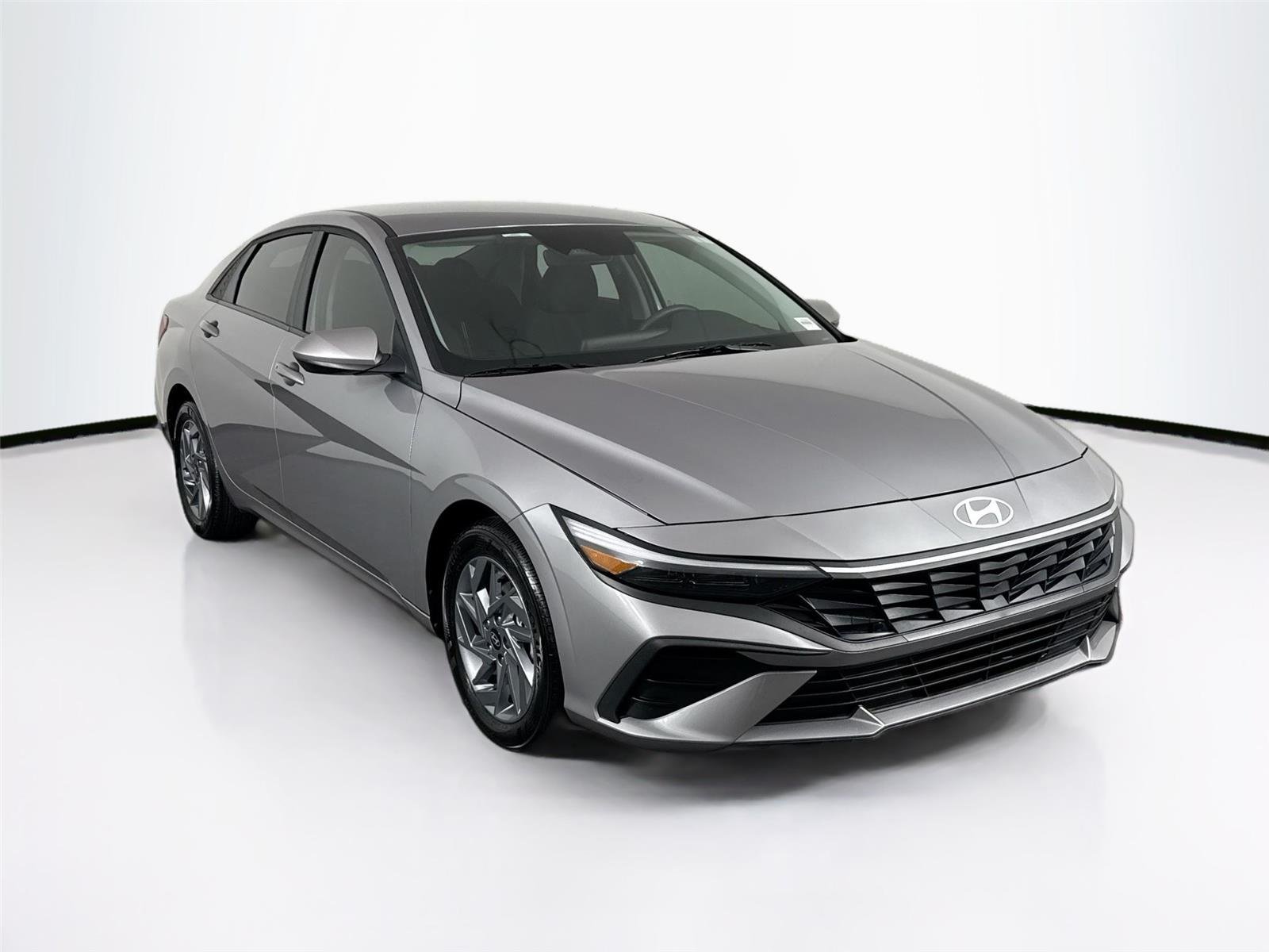Used 2025 Fluid Metal Hyundai Blue image 7