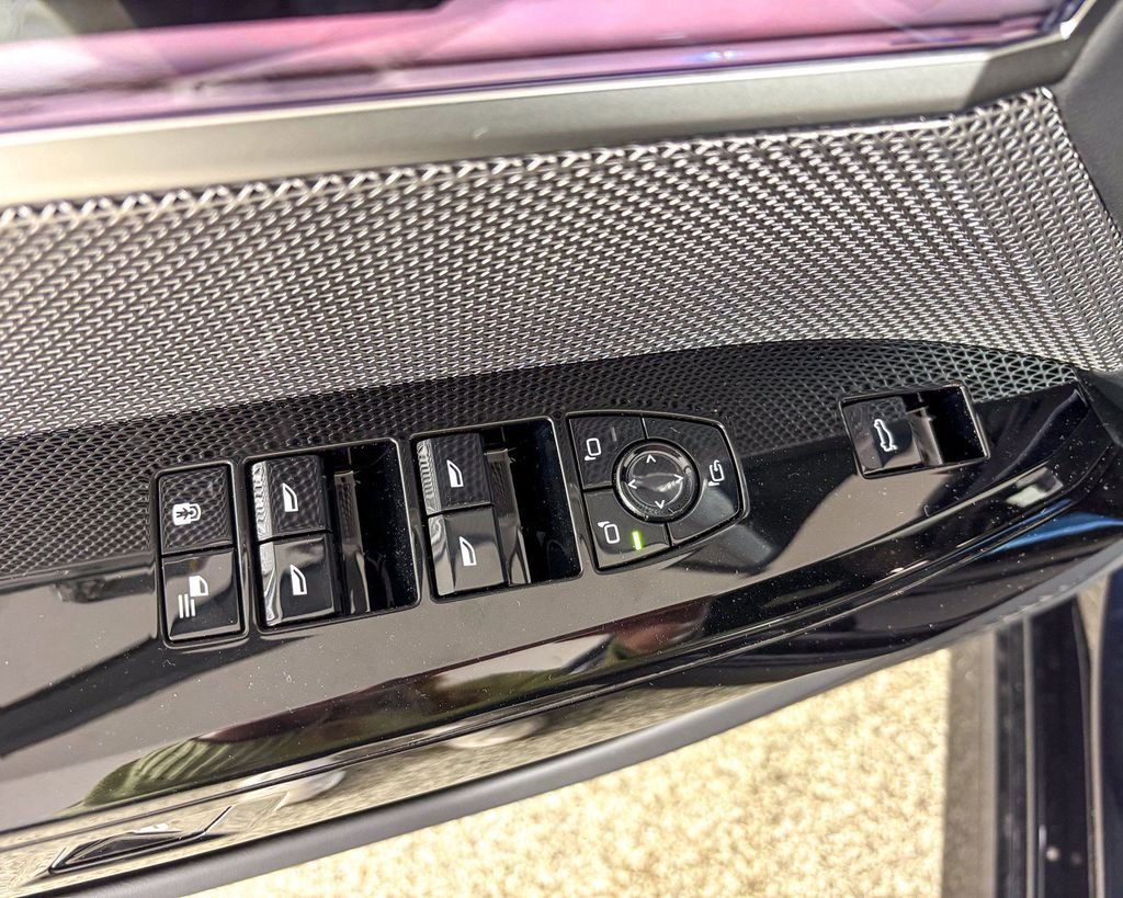 New 2025 Carbon Black Metallic BMW 750e xDrive image 32