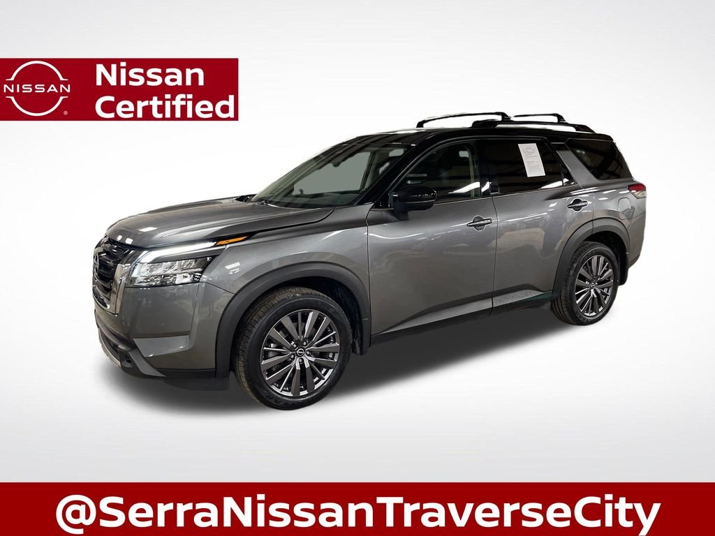 2023 Nissan Pathfinder SL 4WD's photo