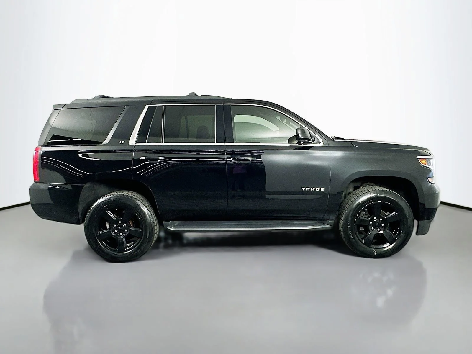 Used 2018 Black Chevrolet LT image 9