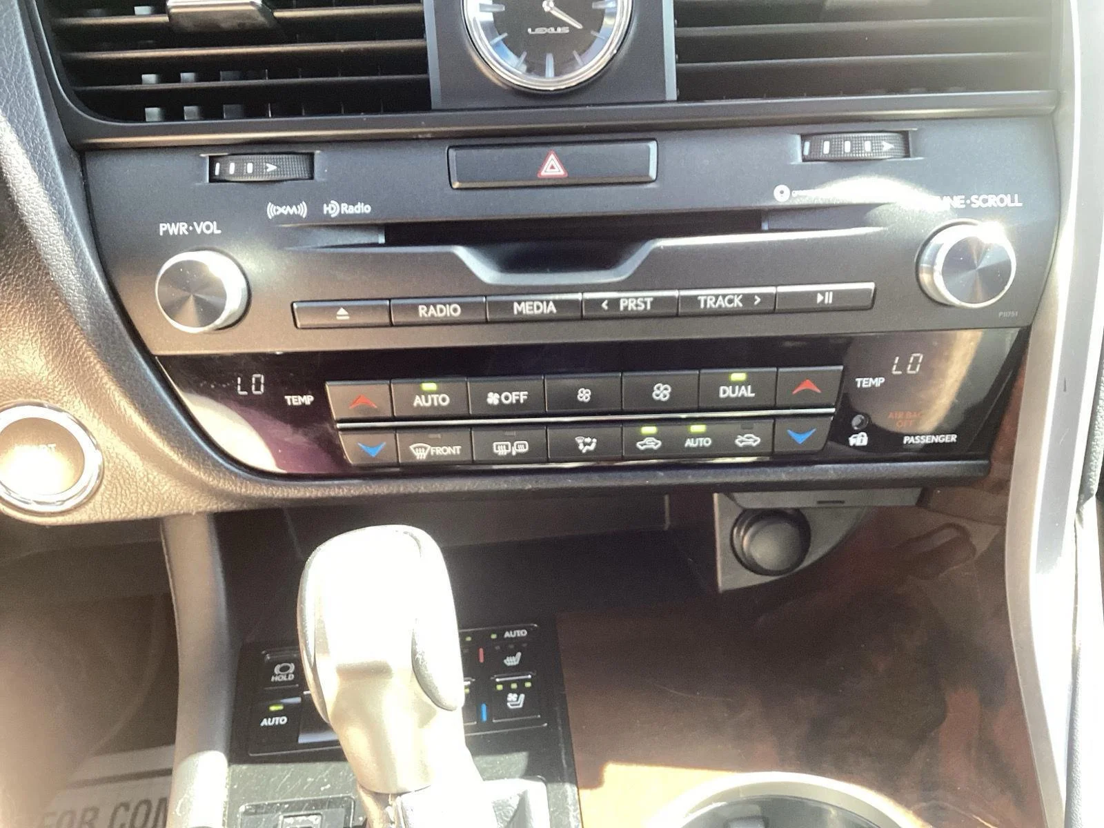 Used 2018 Matador Red Mica Lexus Base image 25