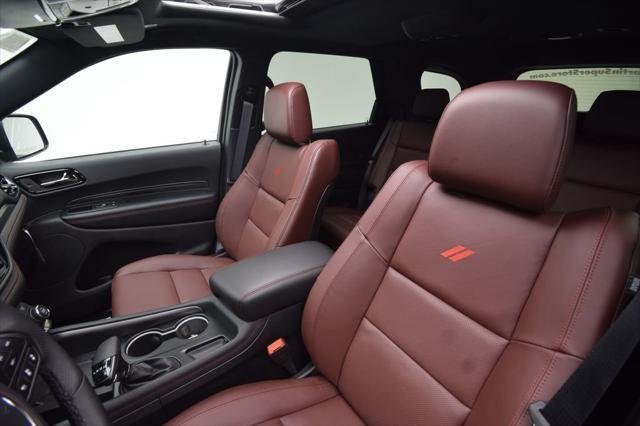 New 2026 Diamond Black Clear-Coat Exterior Paint Dodge GT PLUS image 26
