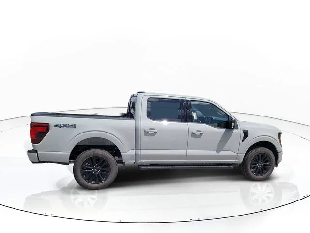 New 2026 Avalanche Ford XLT image 4