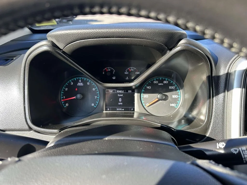 Used 2021 Steel Metallic Chevrolet LT image 30