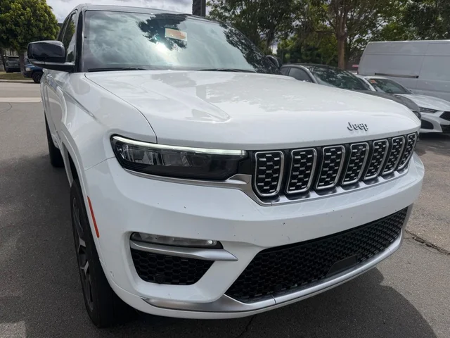 2024 Jeep Grand Cherokee Summit