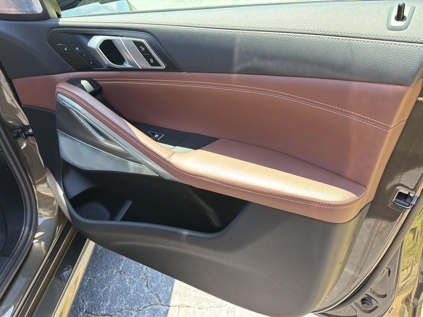 Used 2023 Manhattan Green Metallic BMW M50i image 14