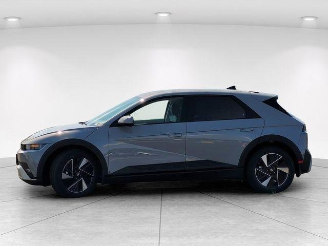 New 2026 Gray Hyundai SEL image 32