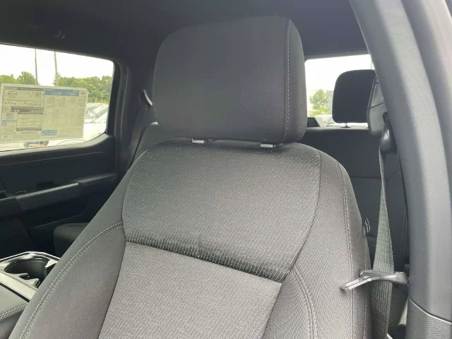 New 2026 Blue Ford XLT image 15