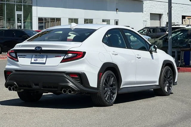 New 2026 CERAMIC WHITE Subaru Base image 4