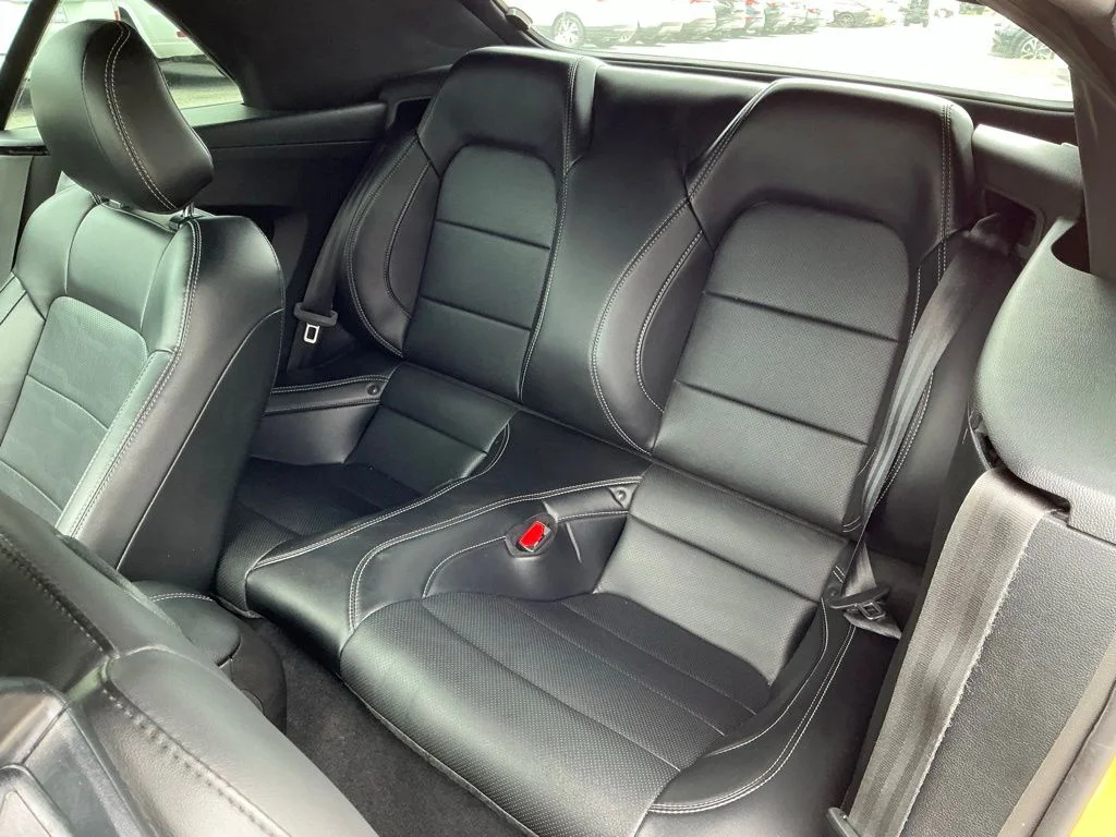 Used 2022  Ford GT Premium image 38