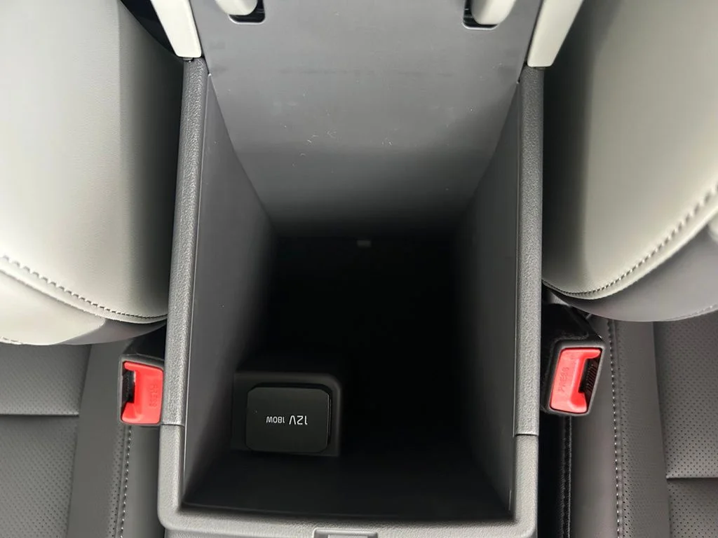 New 2027 Aurora Black Pearl Kia EX image 9