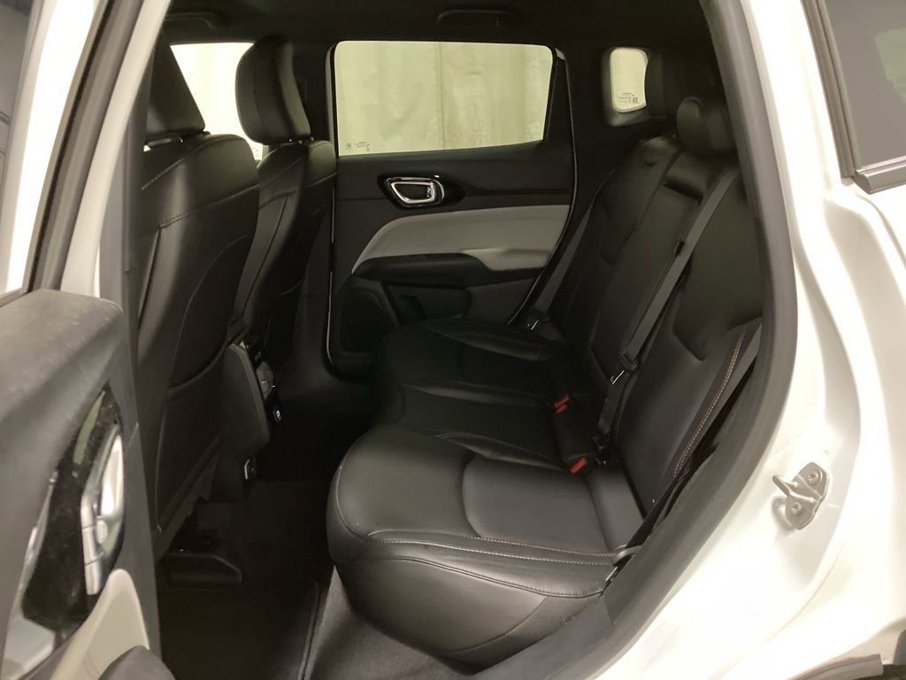 Used 2024 Bright White Clearcoat Jeep Limited image 14
