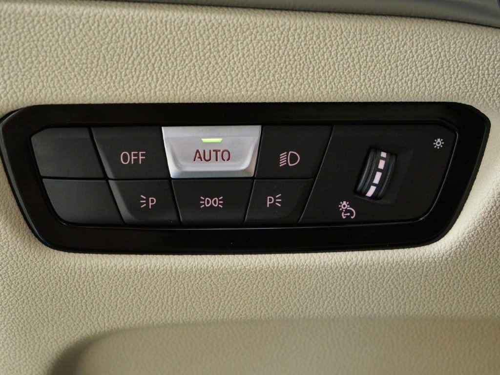 New 2027 Alpine White BMW 430i xDrive image 36