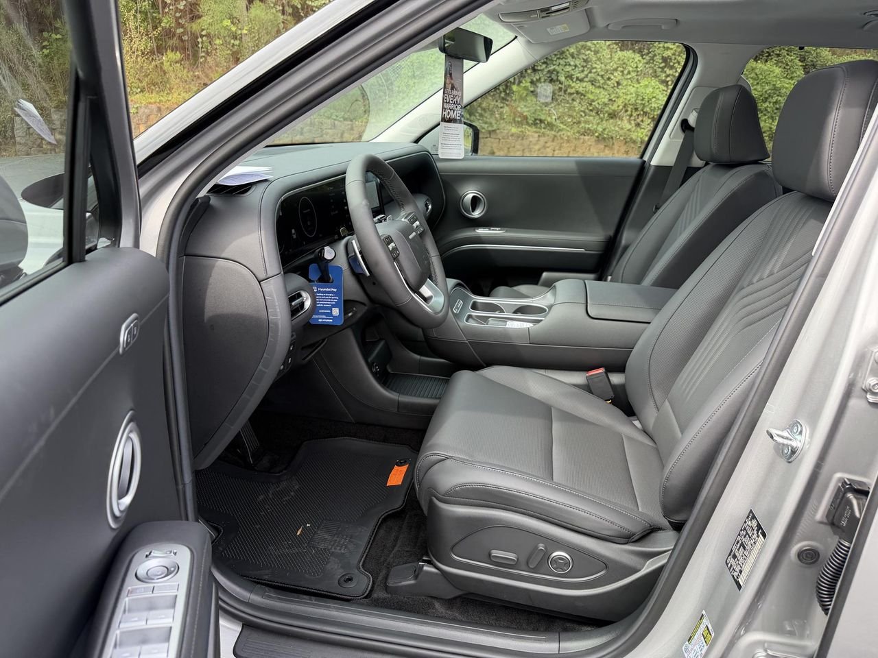 New 2027 Shimmering Silver Hyundai Blue SEL Premium 7P image 14