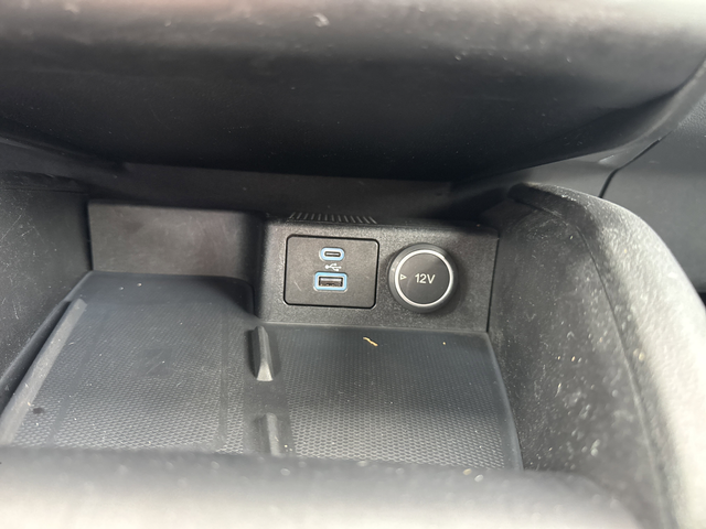 Used 2020 Star White Metallic Tri-Coat Ford SE Sport Hybrid image 24