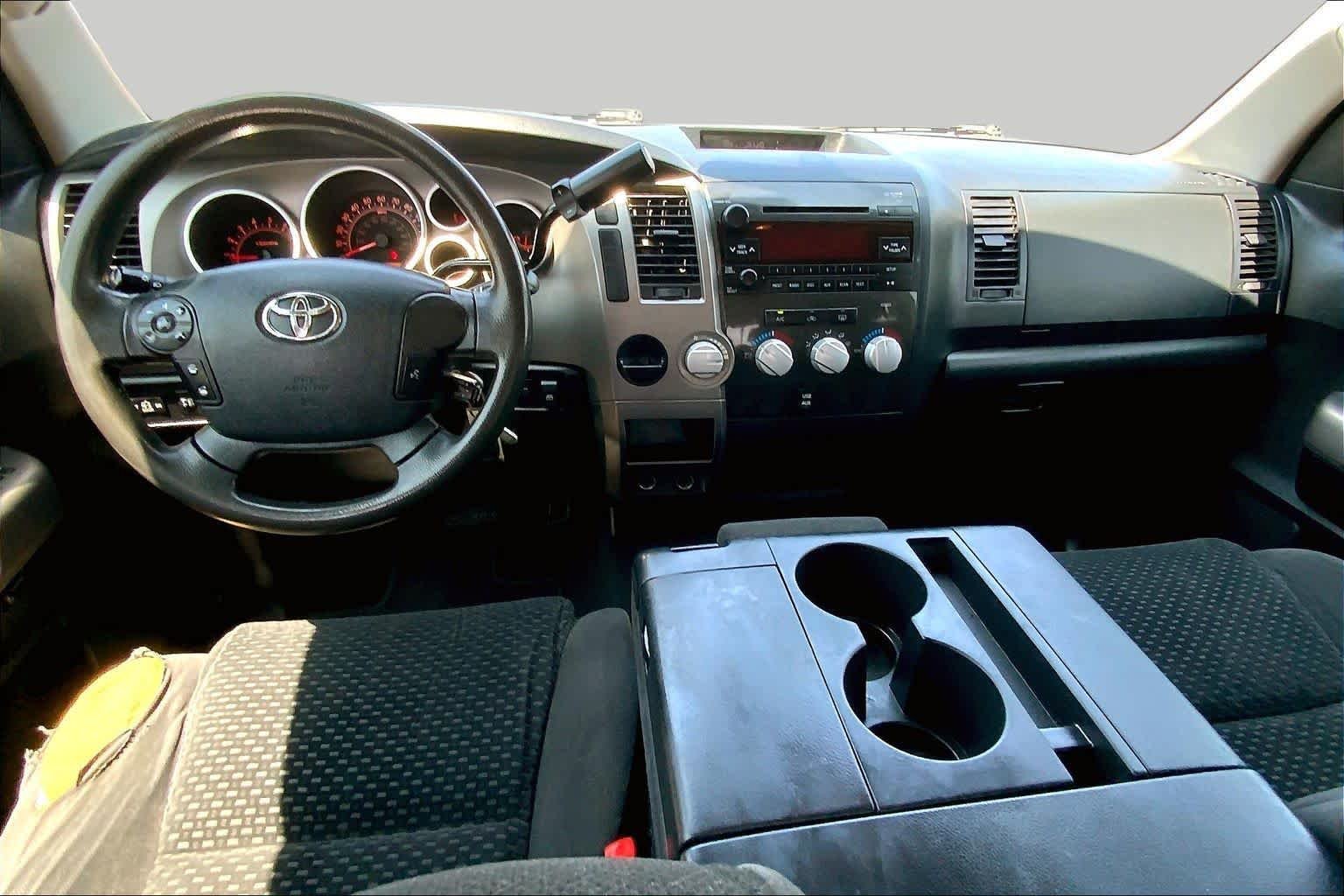 Used 2013 Silver Sky Metallic Toyota  image 16