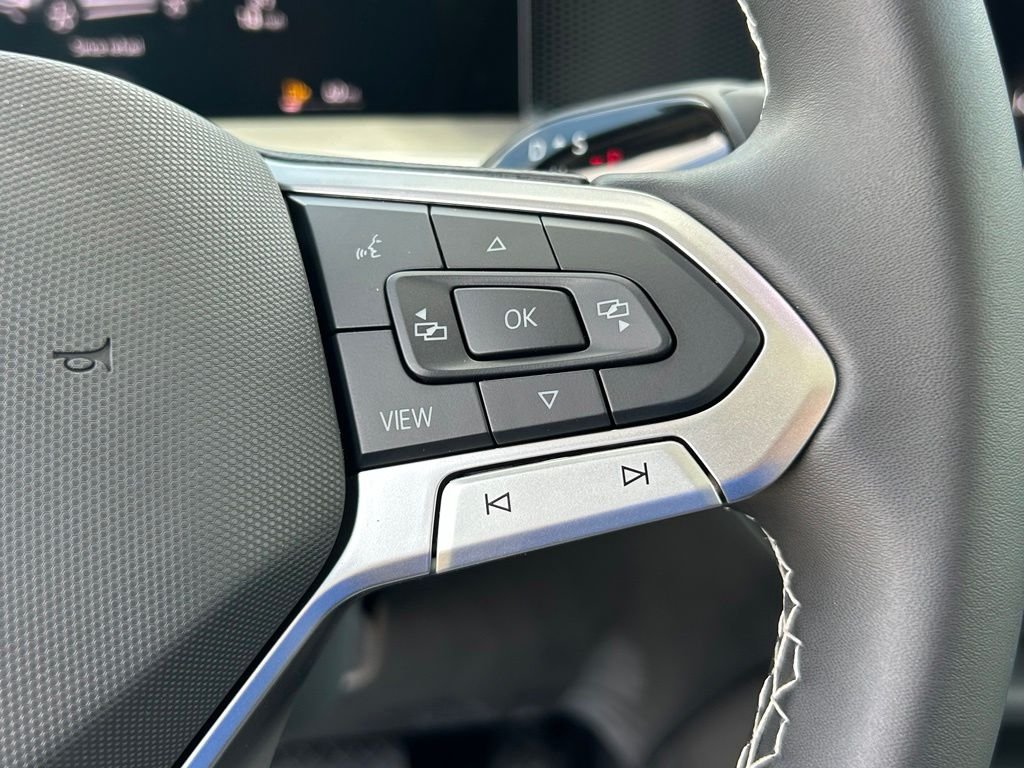 New 2026 Black Volkswagen 2.0T SE image 20