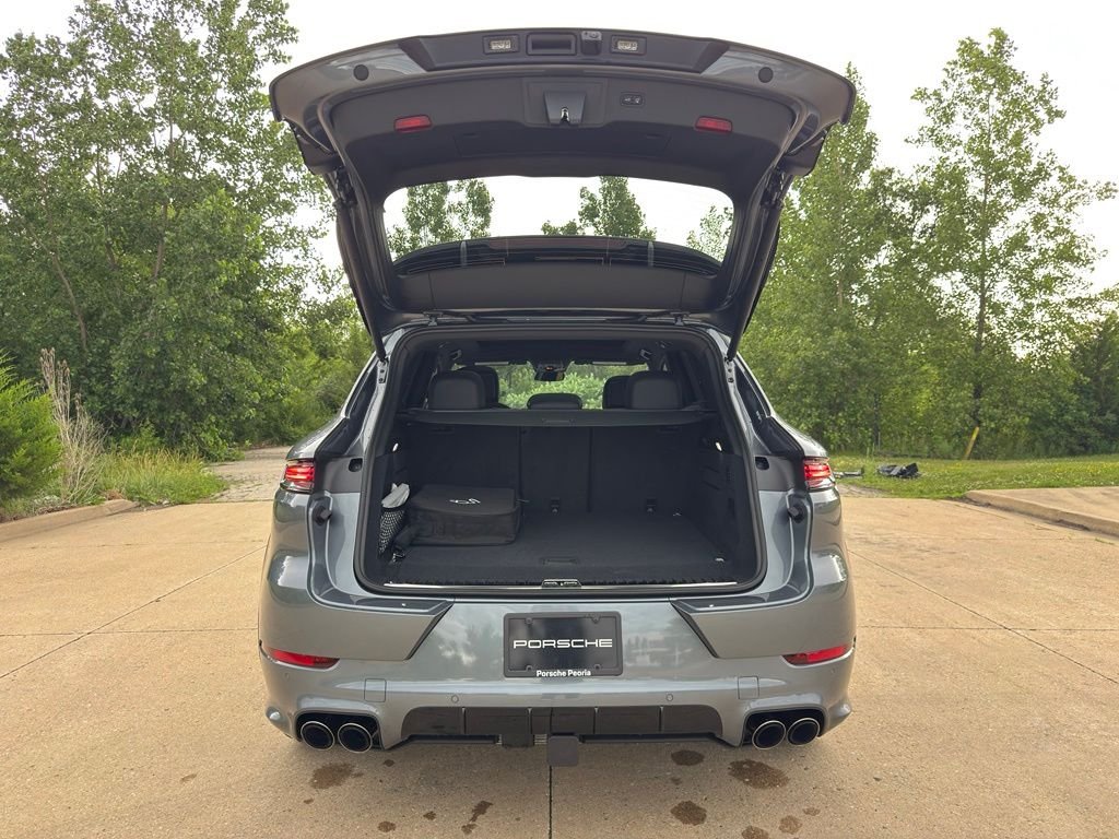 2026 Porsche Cayenne E-Hybrid - Photo 44