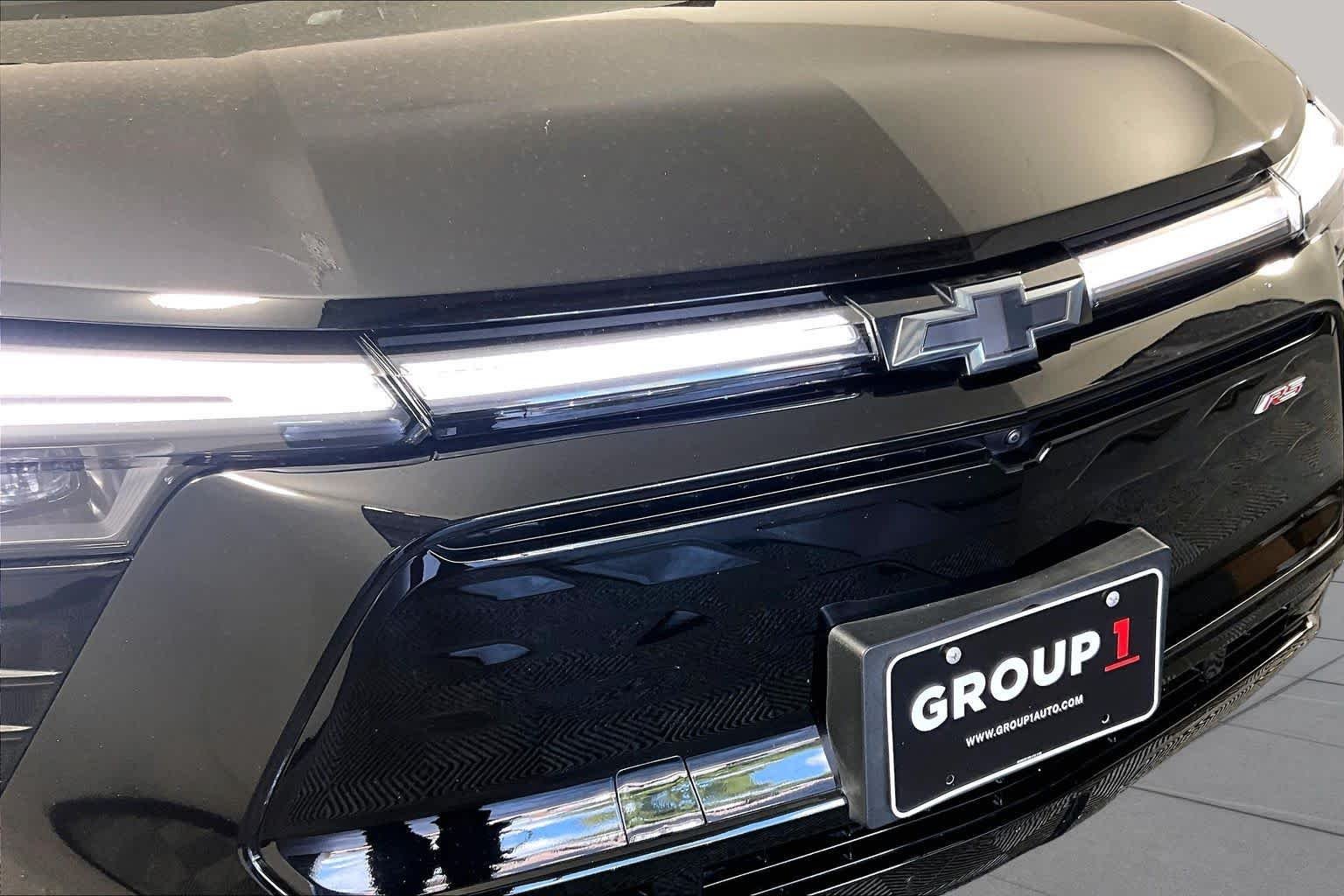 Used 2024 Black Chevrolet RS image 28