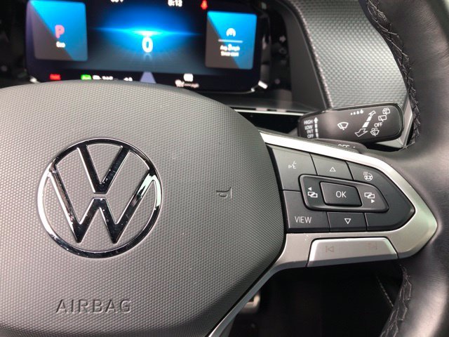 Used 2024 Deep Black Volkswagen 2.0T SEL Premium R-Line image 29