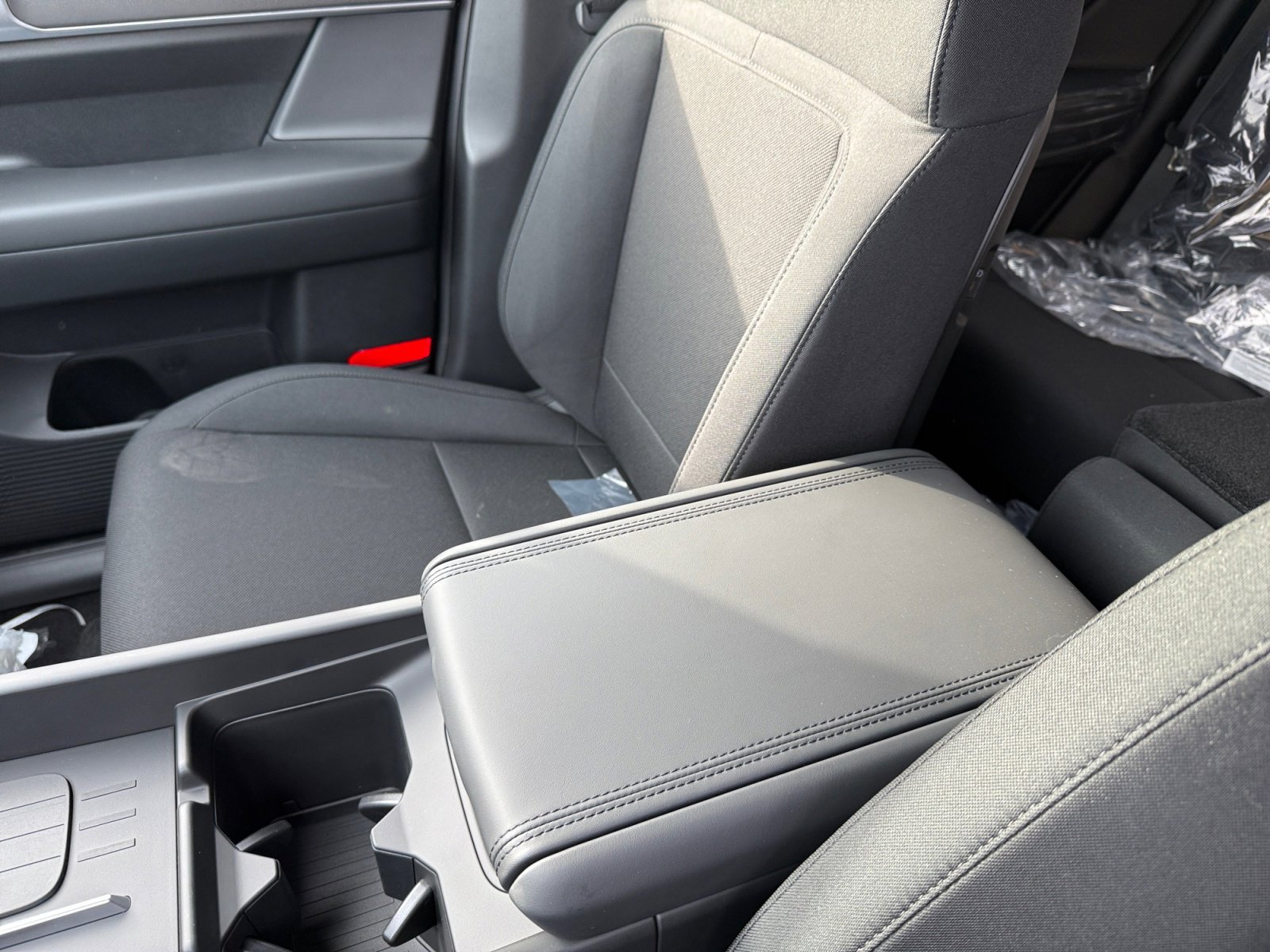 2026 Hyundai Santa Fe SE - Photo 14