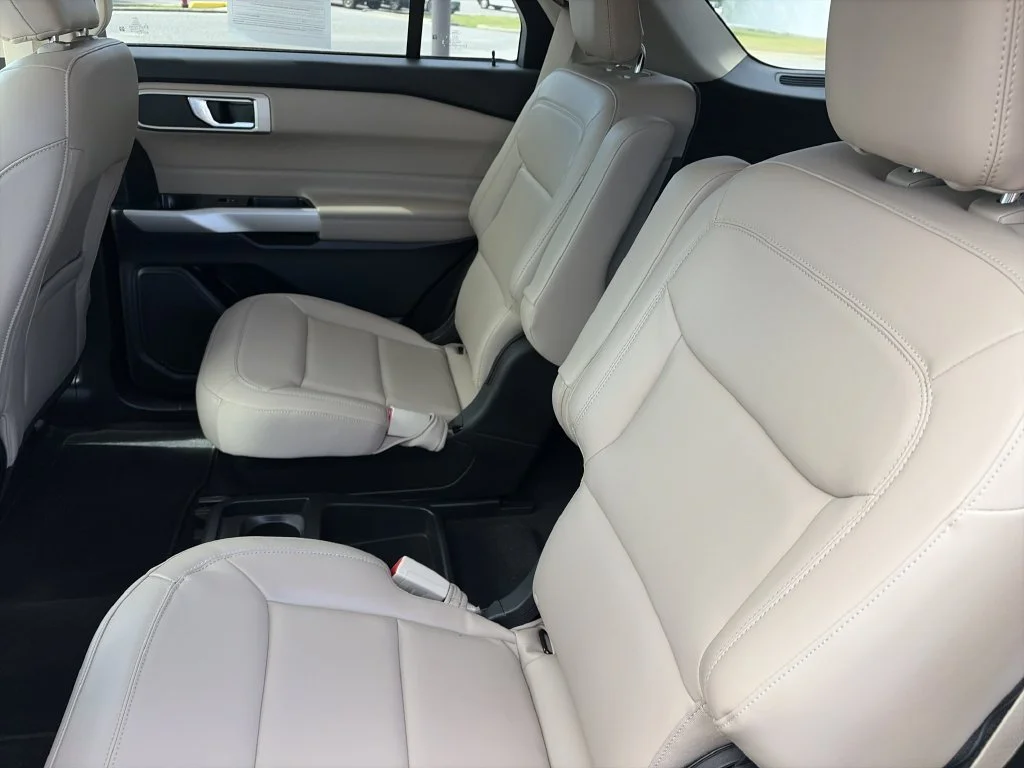 Used 2021 White Ford XLT image 30