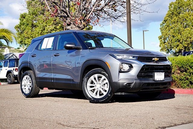 Used 2022 Gray Chevrolet LS image 1