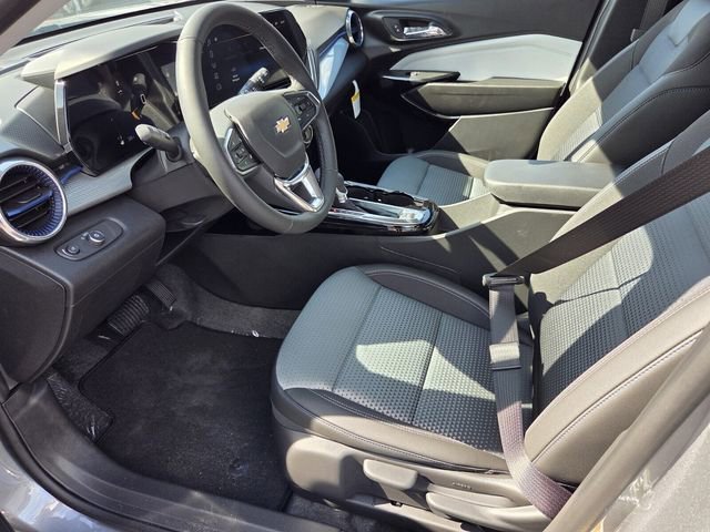 2026 Chevrolet Trax LT - Photo 6