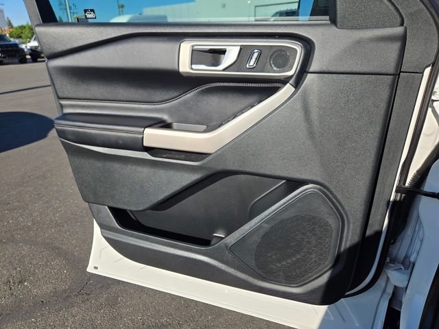 Used 2023 White Ford XLT image 13