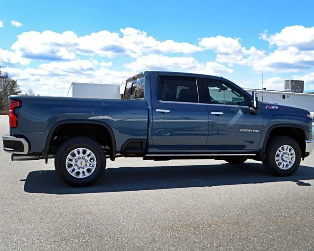 2026 Chevrolet Silverado 2500 HD LTZ - Photo 10