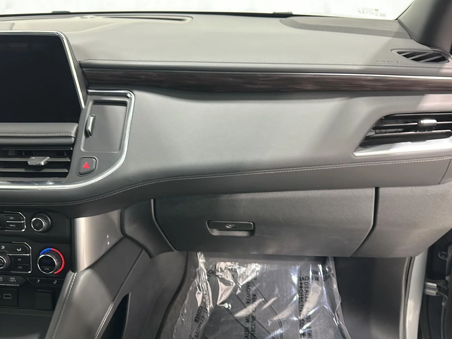 Used 2024 Sterling Gray Metallic Chevrolet LT image 29