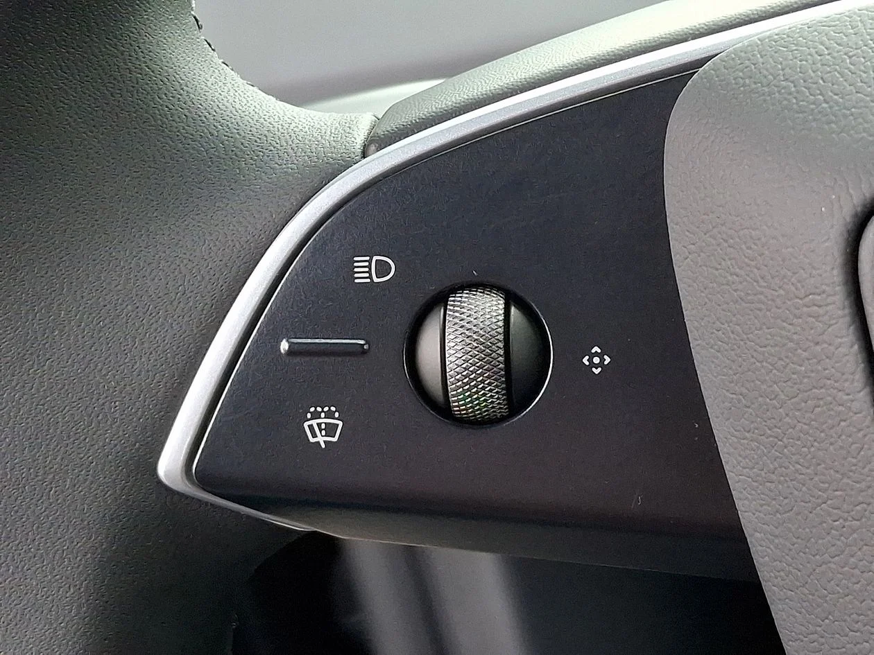 Used 2026  Tesla  image 21