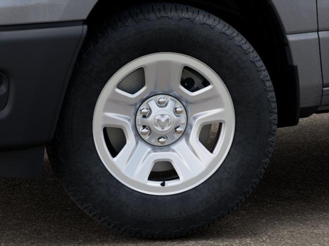 New 2025 Billet Silver Metallic Clear-Coat Exterior Paint RAM Tradesman image 16