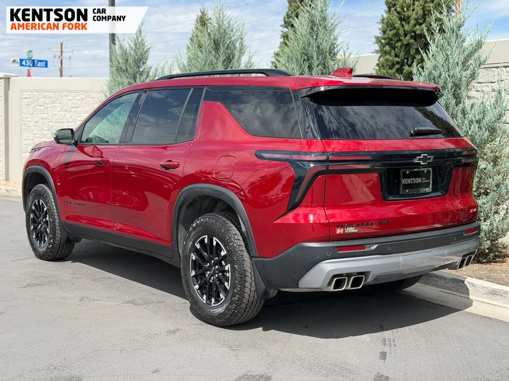 Used 2025 Red Chevrolet Z71 image 5