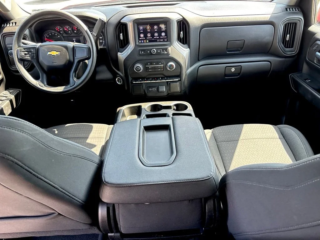 Used 2023 Red Chevrolet Custom image 15