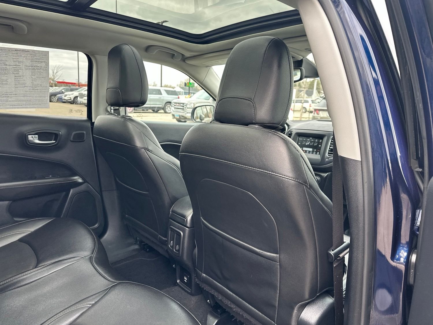 Used 2021 Blue Jeep Latitude image 26