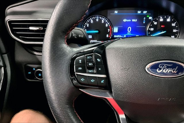 Used 2023 Agate Black Metallic Ford ST-Line image 26