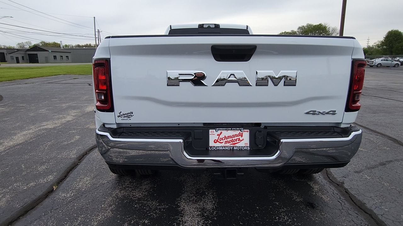 New 2026 Bright White Clear-Coat Exterior Paint RAM Tradesman image 7