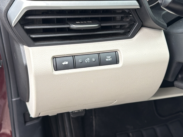 Used 2025 Red Nissan 2.5 SV image 28